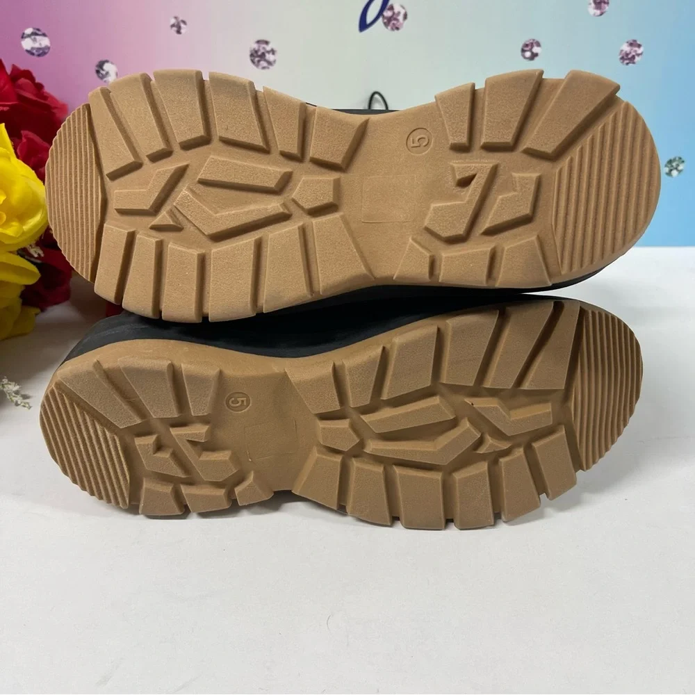 ❄️NWT SUEDE WATERPROOF WINTER BOOTS